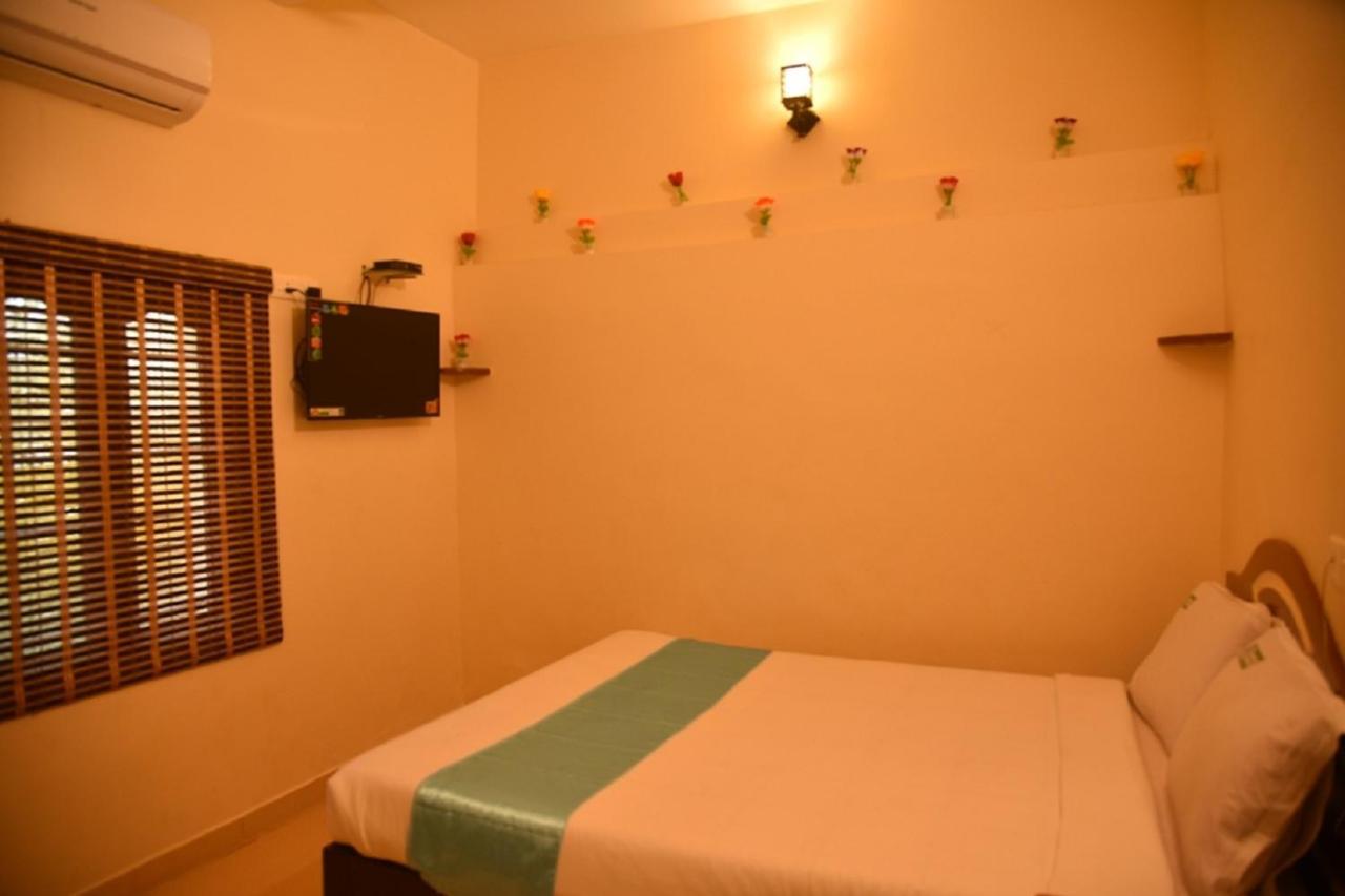A P Guest House Pondicherry Ngoại thất bức ảnh