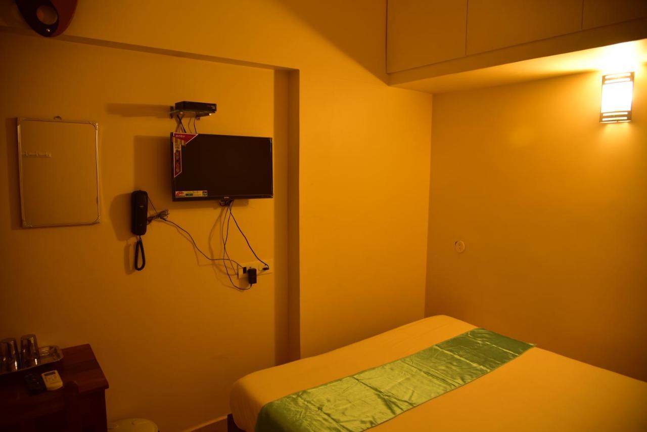 A P Guest House Pondicherry Ngoại thất bức ảnh