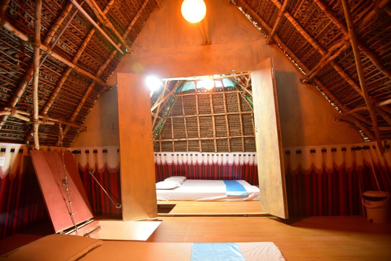 A P Guest House Pondicherry Ngoại thất bức ảnh